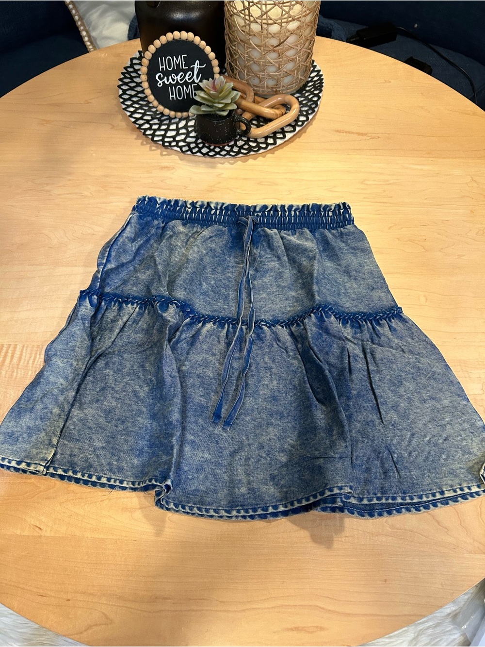 Zenana 100% Tencel tired skirt size Med NWOT
